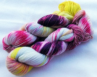 Handdyed SockYarn, 75 Wool, 25 Polyamid 100g 3.5 oz. Nr. 139