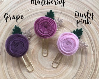 Felt rosette paperclip