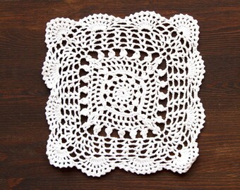 White square Crochet Doily Vintage doily