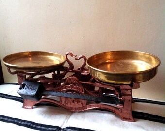15%Off Antique Market cast iron Scale With Lion and brass Pans- Antique bronze color Cast Iron Kitchen Scale - Antique Market Scale
