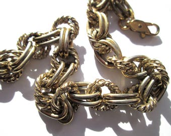 Fun Vintage Chunky Gold Tone Bracelet Double Chain Link Lobster Claw Clasp Twist Rolo Statement