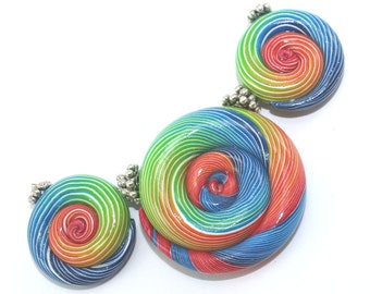 Ombre beads for Jewelry making, Polymer Clay colorful beads with unique stripes, elegant gradient spiral beads in rainbow colors, set of 3