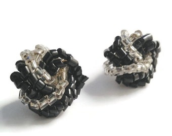 Ladies Vintage Cluster Style Black & Clear Beads Twisted Knot Silver Post Earrings