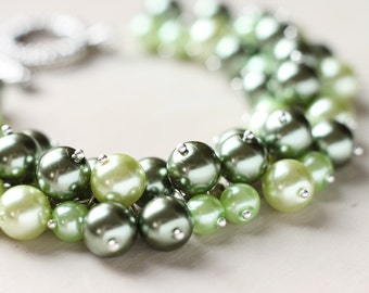 Green Wedding Pearl Cluster Bracelet - Forest Green