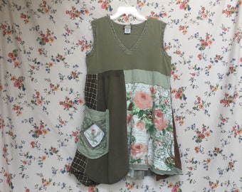 Upcycled Summer T-Shirt Tank Dress , Boho Shabby Chic Patchwork Tunic , Artsy Appliqué , English Garden French Country
