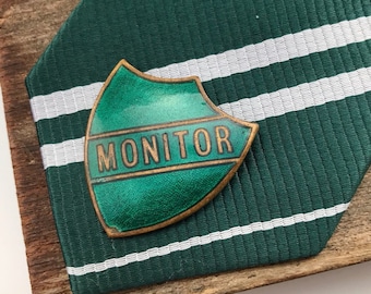 Green enamel pin, enamel pin, pin enamel, green lapel pin, green brooch, vintage pin badges, vintage school, vintage enamel pin, prefect pin