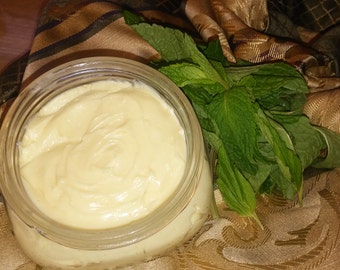 8oz Mint whipped shea butter