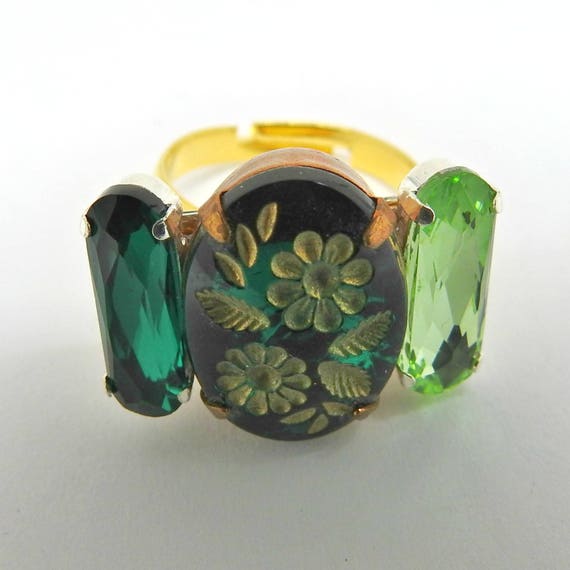 Green ring women's jewelry