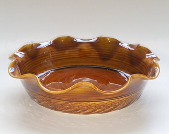 Amber Fluted Pie Pan - Pie Plate - Medium Sized Pie Pan - Wheel Thrown Pottery