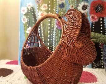 Vintage Bunny Rabbit Shaped Wicker/Rattan Basket with Handle Easter Bunny Basket