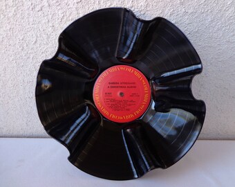 1967 BARBRA STREISAND A Christmas Album Vinyl Record Bowl. RePurposed Vinyl Record. Record Bowl. Barbra Streisand Fan Gift. Streisand Lover