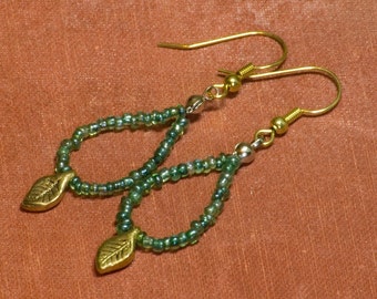 Green and gold leaves, reclaimed components