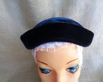 Vintage Hat Navy Blue Velvet 1950s with Feather Plume and Bows