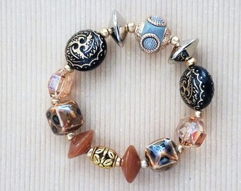 Handmade Glass Gold & Black Bauble Bracelet