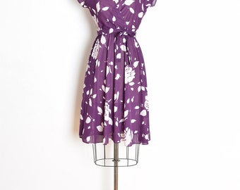 vintage 70s dress, 70s sun dress, plum purple white, 70s floral dress, floral print dress, 70s clothing, hippie dress, boho dress, S M