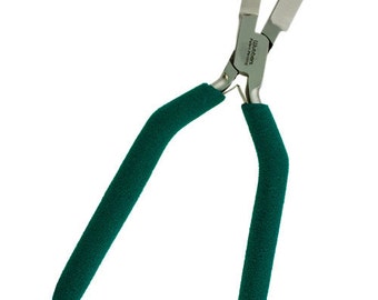 Wubbers Triangle Bail Making Pliers Medium (PL6042)