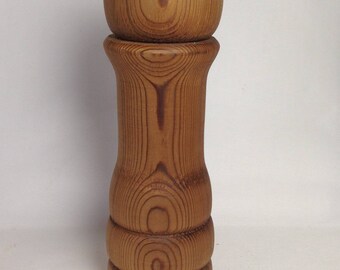 Salt & Pepper Mill Set