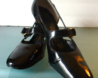 Vintage Socialites Patent Leather Mary Janes