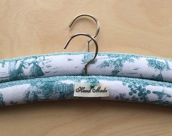 Padded hangers for children. Set of two. Toile de jouy fabric.