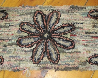 Vintage hand made Rag Rug Loop hooked rug