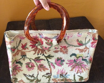 Vintage Floral Embroidered Handbag