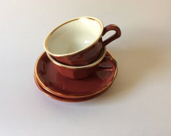 porcelain coffee cups and saucer made by Delaunay in France