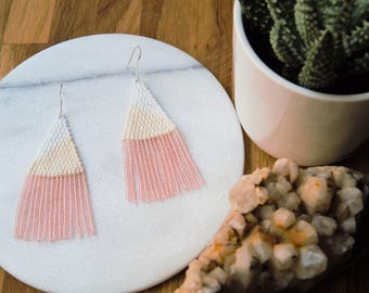 Sand//Hand woven beaded earrings/beaded earrings/beadweaving/Dangler