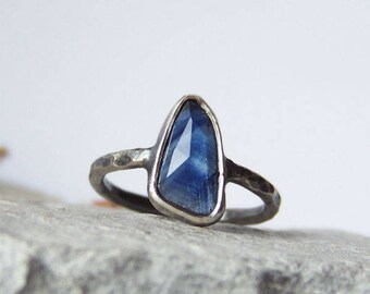 Sapphire ring, rose cut sapphire ring, blue sapphire ring, minimalist ring, oxitized silver ring, raw silver ring