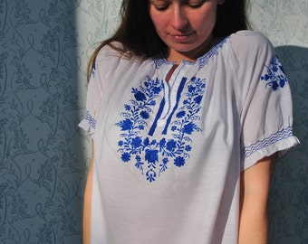 Peasant blouse, blue peasant blouse, embroidered blouse, embroidered top, folk blouse, Hungarian blouse, ethnic boho blouse