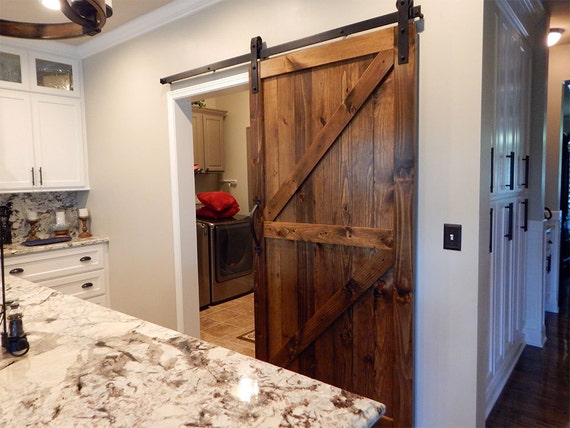 Artículos similares a Puerta de granero deslizamiento Interior Atlanta