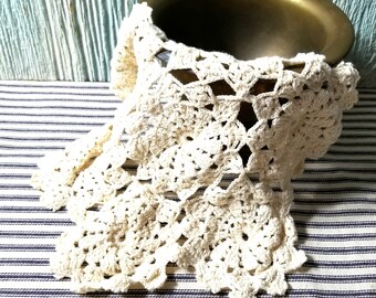 Vintage Hand Crochet Cotton Doily, Shabby Cottage, Arts Crafts Collage Project, Vintage Ephemera, Crochet Doily
