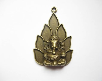 SALE - 1 Ganesha Charm in Bronze Tone - C1939