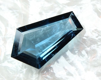 Fine Topaz! Natural AAA London Blue Topaz,Faceted Topaz 11.2x18.5x4.8mm,Fancy Shape,Dark Blue Topaz,Luster Play Genuine Topaz For Jewellery