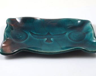 SMUDGE RAVEN Freeform / Handmade RAKU Pottery