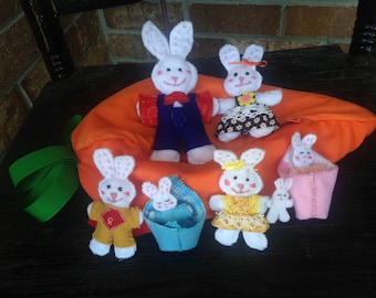 Family of Rabbits in Zippered Carrot