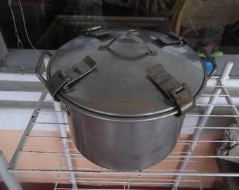 Vintage American cookware aluminum waterless pressure cookware, no 66, patent 1910, whistling waterless pressure cooker, cabin decor,rustic