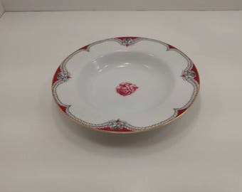 Narumi 8-1/2" Rimmed Soup Bowl in the Victory N395 Pattern