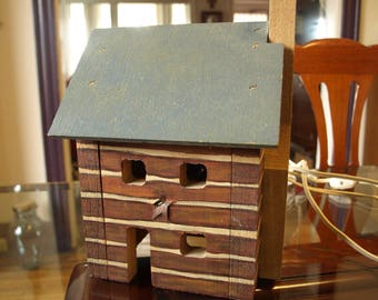 Log Cabin Night Light – Hand Painted and Made of Wood