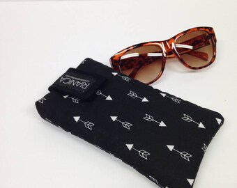 Black arrows fabric glasses case cover