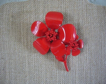 METAL FLOWER PIN - Red Metal Brooch - Vintage Flower Pin