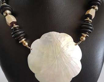 Vintage Black Bead and Mother of Pearl Necklace