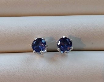 Tanzanite Earrings 6mm
