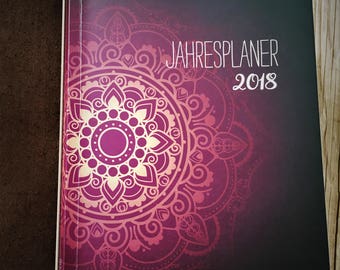 Annual Planner 2018-Monthly & Weekly Overview, Tracker-FoldOut
