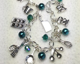 FREE Ship! Cooking. Baking. Chef Charm Bracelet. Charm Bracelet. Bracelt