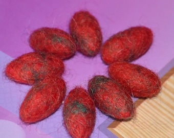 8pcs Felted Wool Pebbles (Red & Green)
