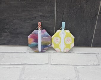Earphone case, headphone case, zip pouch, oilcloth case, coin purse