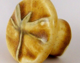Dragonfly Drawer Pull and Cabinet Knob - Creamy Caramel