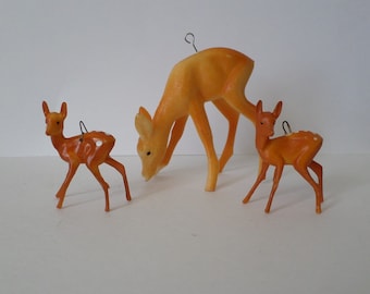 Plastic deer ornaments, vintage doe and fawn figurines, miniature deer figurines