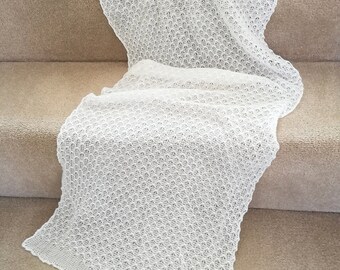 White wedding shawl/ wedding wrap/ wedding stole/ white lace shawl/ white scarf