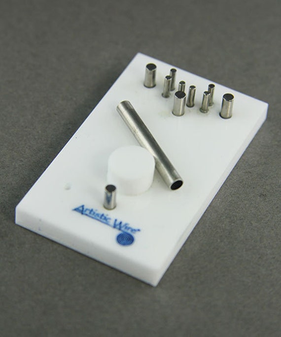 Wire Bending Jig For Toggle Forms